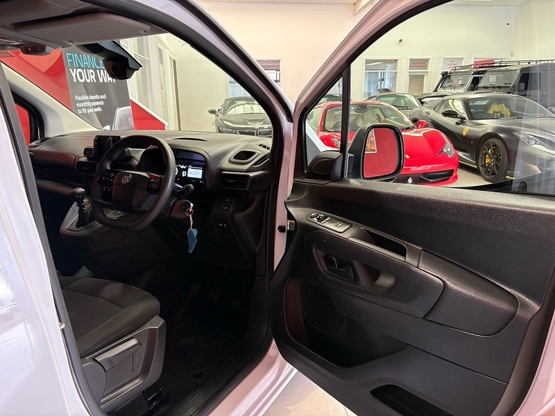 Used Vauxhall Combo 2024 for sale - 77765906: Photo 2