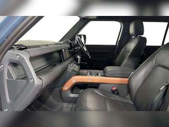 Used Land Rover Defender 2023 for sale - 79864645: Photo