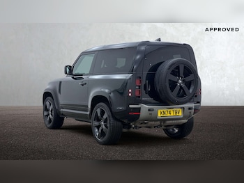 Used Land Rover Defender 2024 for sale - 79134846: Photo