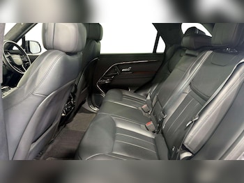 Used Land Rover Range Rover Sport 2024 for sale - 79215434: Photo