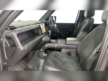 Used Land Rover Defender 2021 for sale - 79064897: Photo