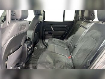Used Land Rover Defender 2021 for sale - 79064897: Photo