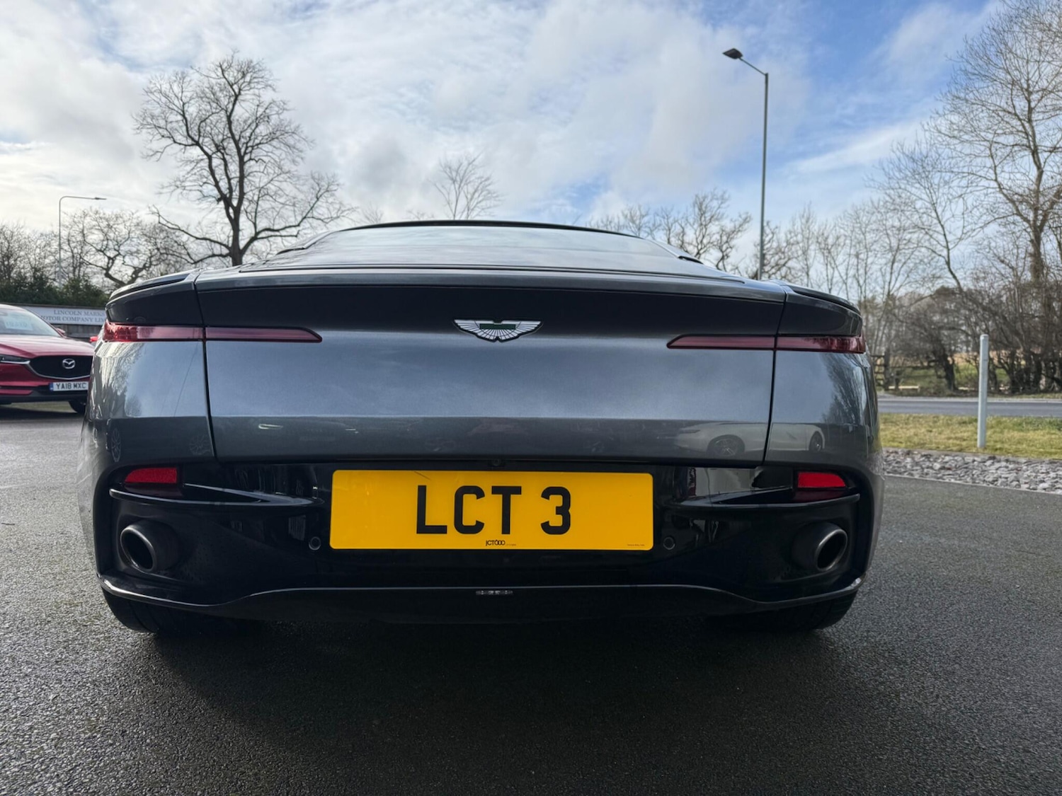 Used Aston Martin DB11 2017 for sale - 77396015: Photo 13