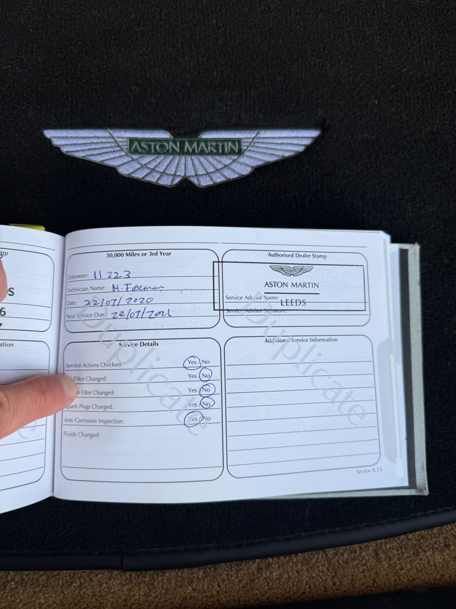 Used Aston Martin DB11 2017 for sale - 77396015: Photo 38