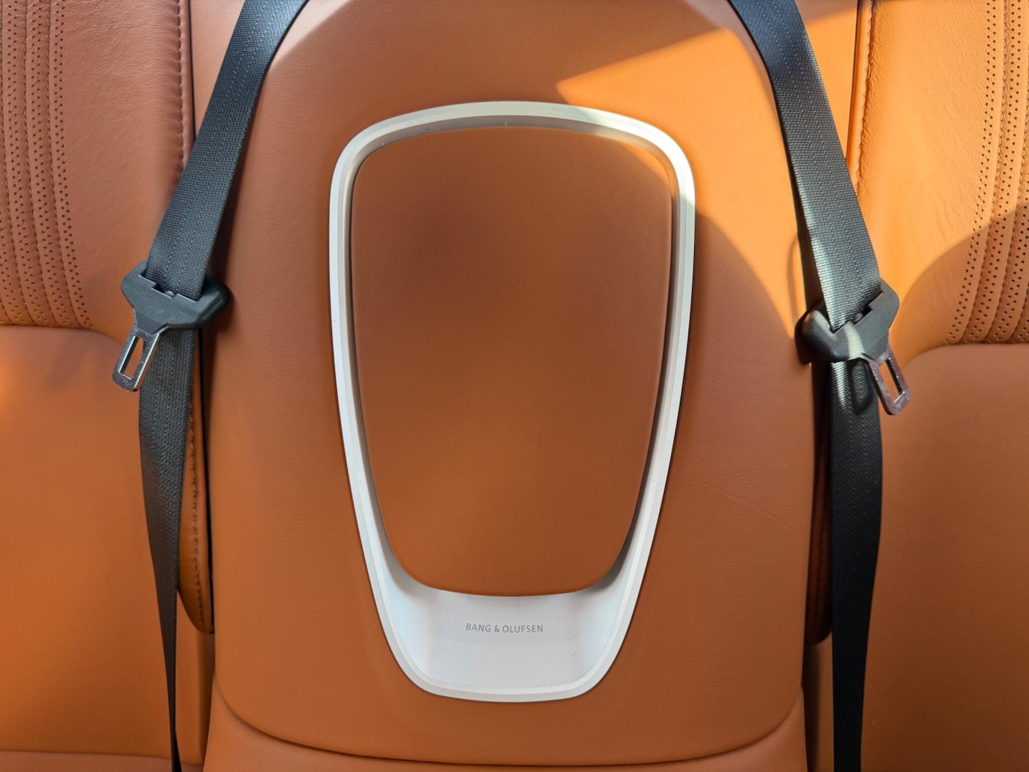 Used Aston Martin DB11 2017 for sale - 77396015: Photo 52