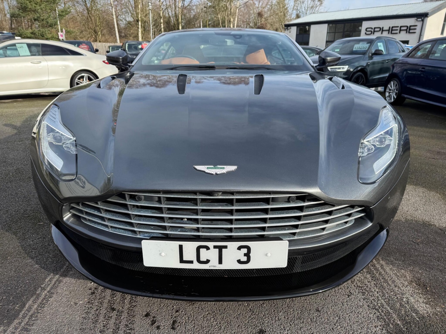 Used Aston Martin DB11 2017 for sale - 77396015: Photo 9