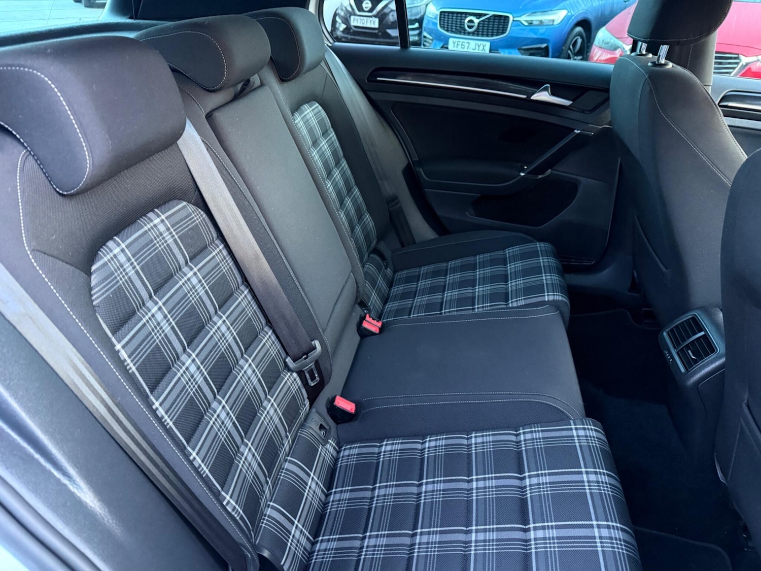 Used Volkswagen Golf 2016 for sale - 77285947: Photo 26