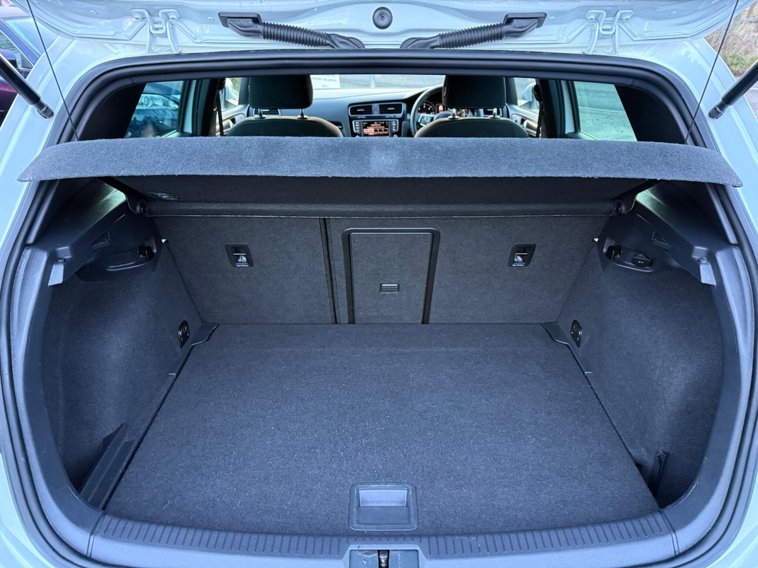 Used Volkswagen Golf 2016 for sale - 77285947: Photo 34