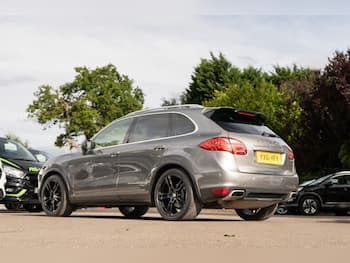 Used Porsche Cayenne 2011 for sale - 79749463: Photo
