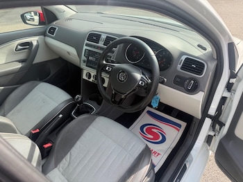 Used Volkswagen Polo 2017 for sale - 78741909: Photo
