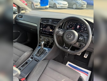 Used Volkswagen Golf 2018 for sale - 79146794: Photo