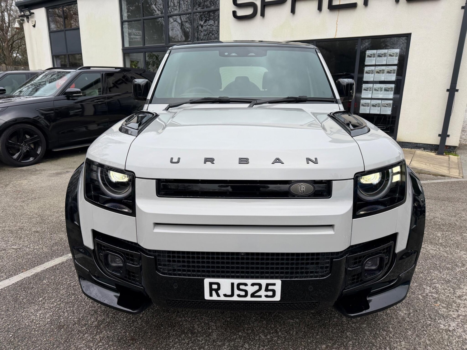 Used Land Rover Defender 2025 for sale - 77285960: Photo 13