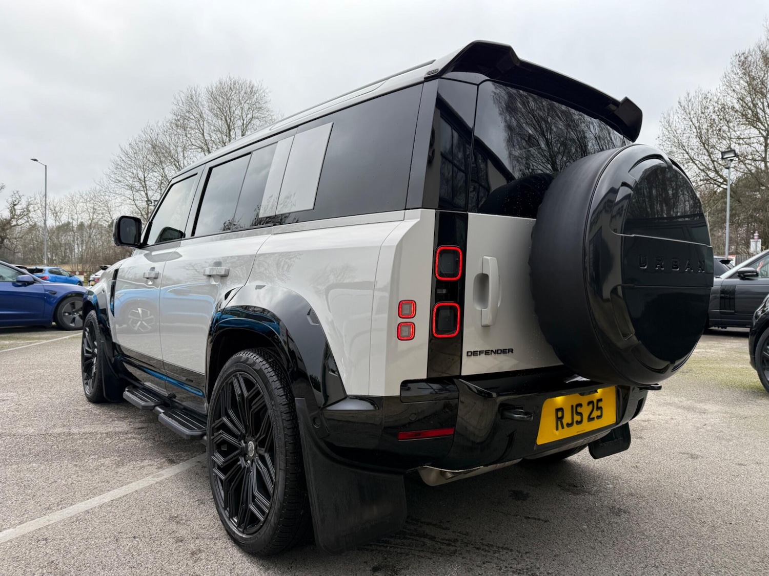 Used Land Rover Defender 2025 for sale - 77285960: Photo 18