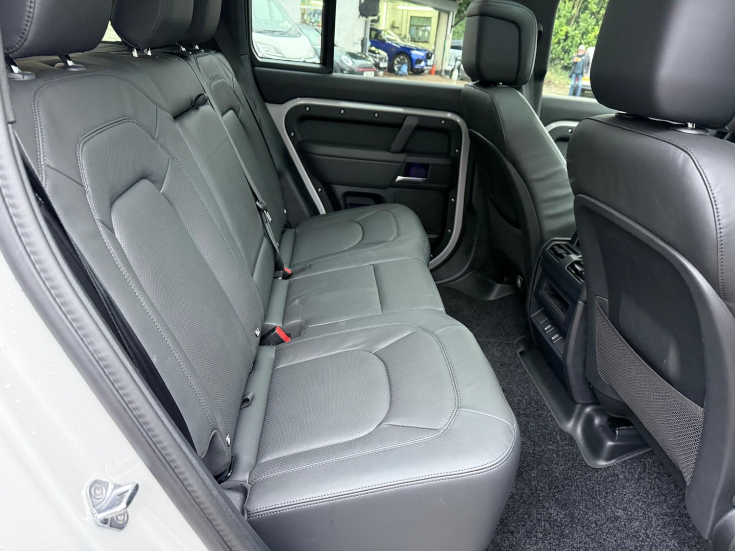 Used Land Rover Defender 2025 for sale - 77285960: Photo 22