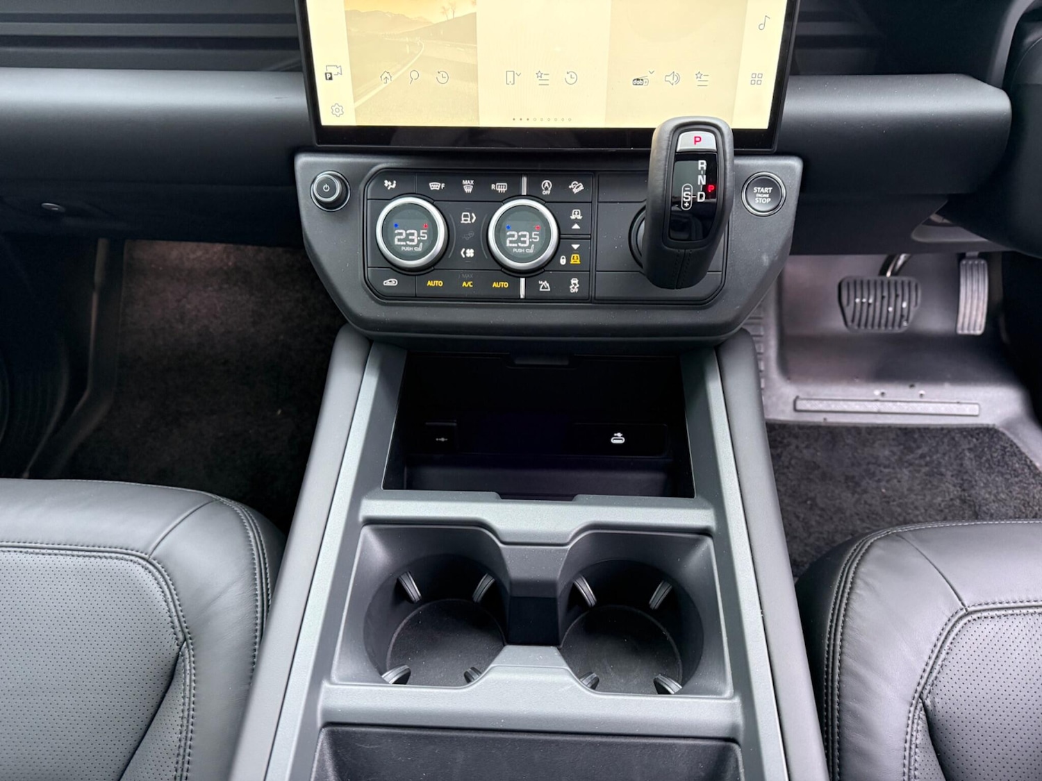 Used Land Rover Defender 2025 for sale - 77285960: Photo 35