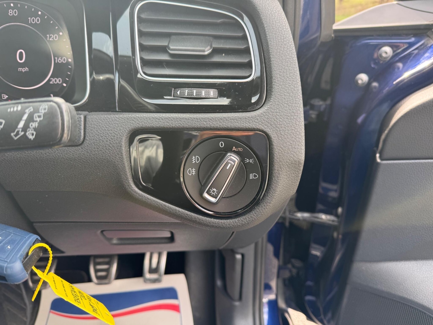 Used Volkswagen Golf 2017 for sale - 78047144: Photo 28