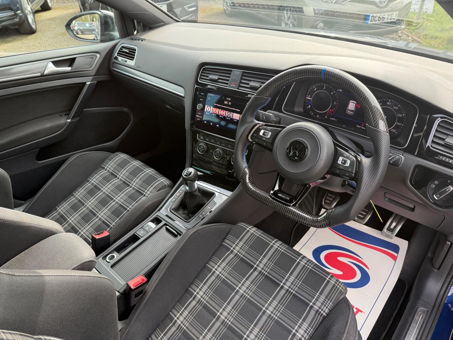 Used Volkswagen Golf 2017 for sale - 78047144: Photo 32