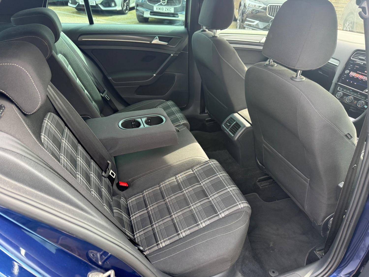 Used Volkswagen Golf 2017 for sale - 78047144: Photo 40