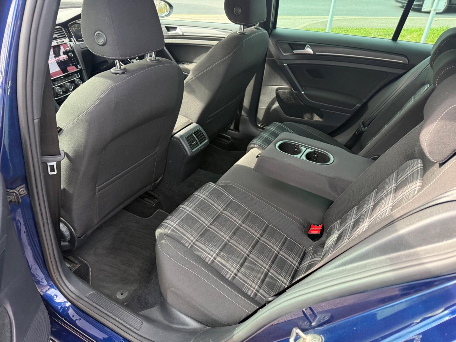 Used Volkswagen Golf 2017 for sale - 78047144: Photo 41