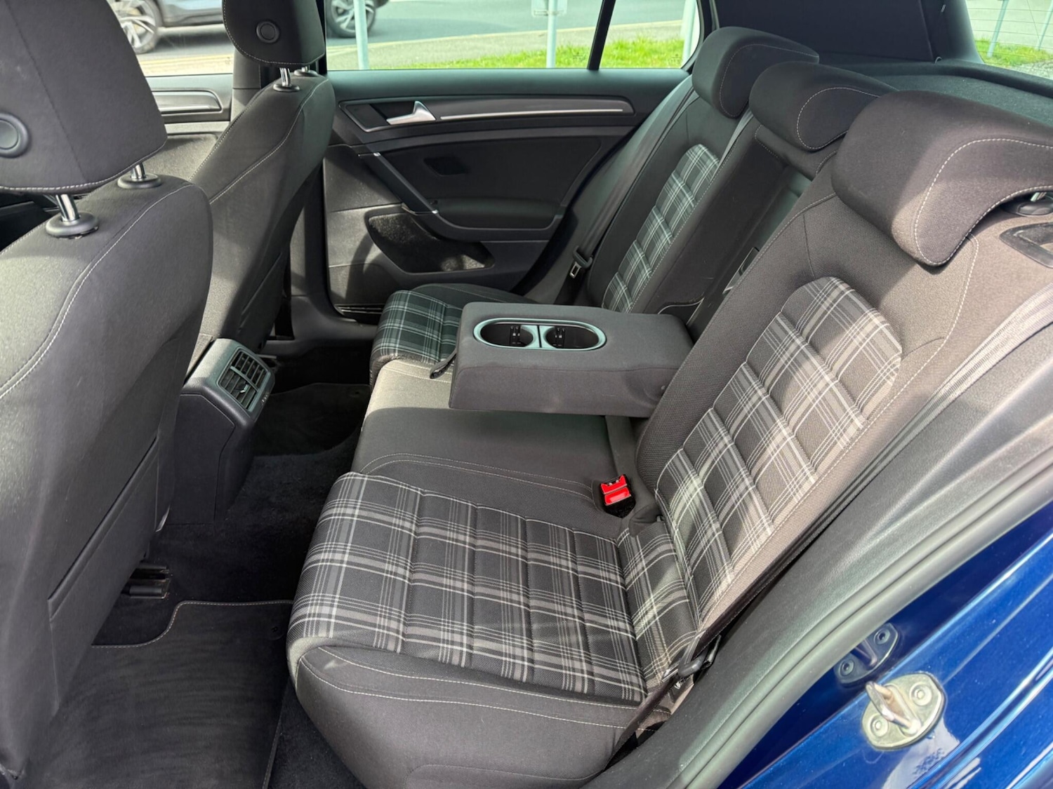 Used Volkswagen Golf 2017 for sale - 78047144: Photo 42