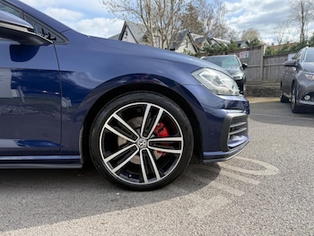 Used Volkswagen Golf 2017 for sale - 78047144: Photo