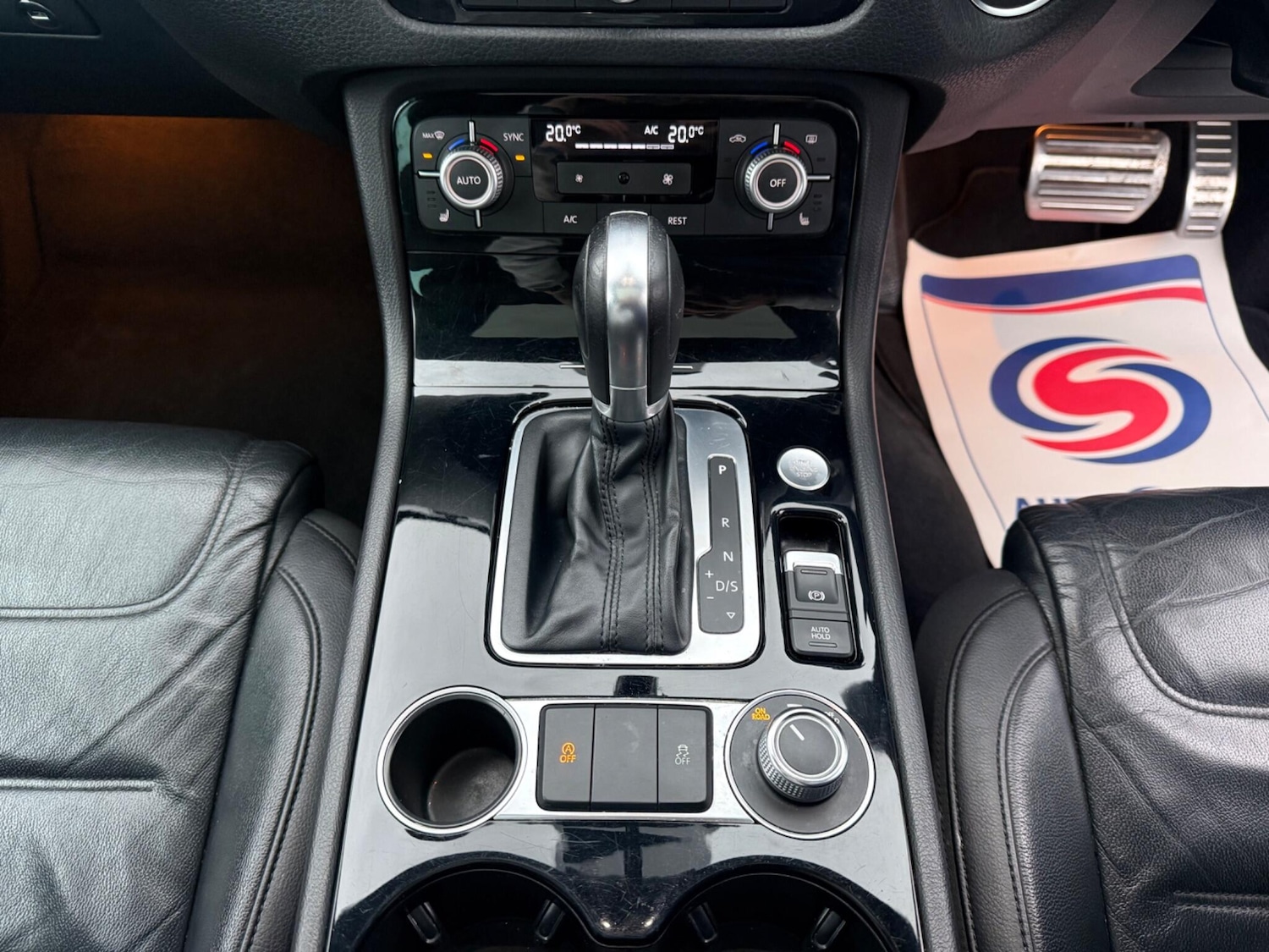 Used Volkswagen Touareg 2016 for sale - 77285949: Photo 17