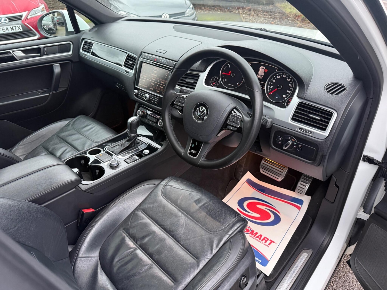 Used Volkswagen Touareg 2016 for sale - 77285949: Photo 2