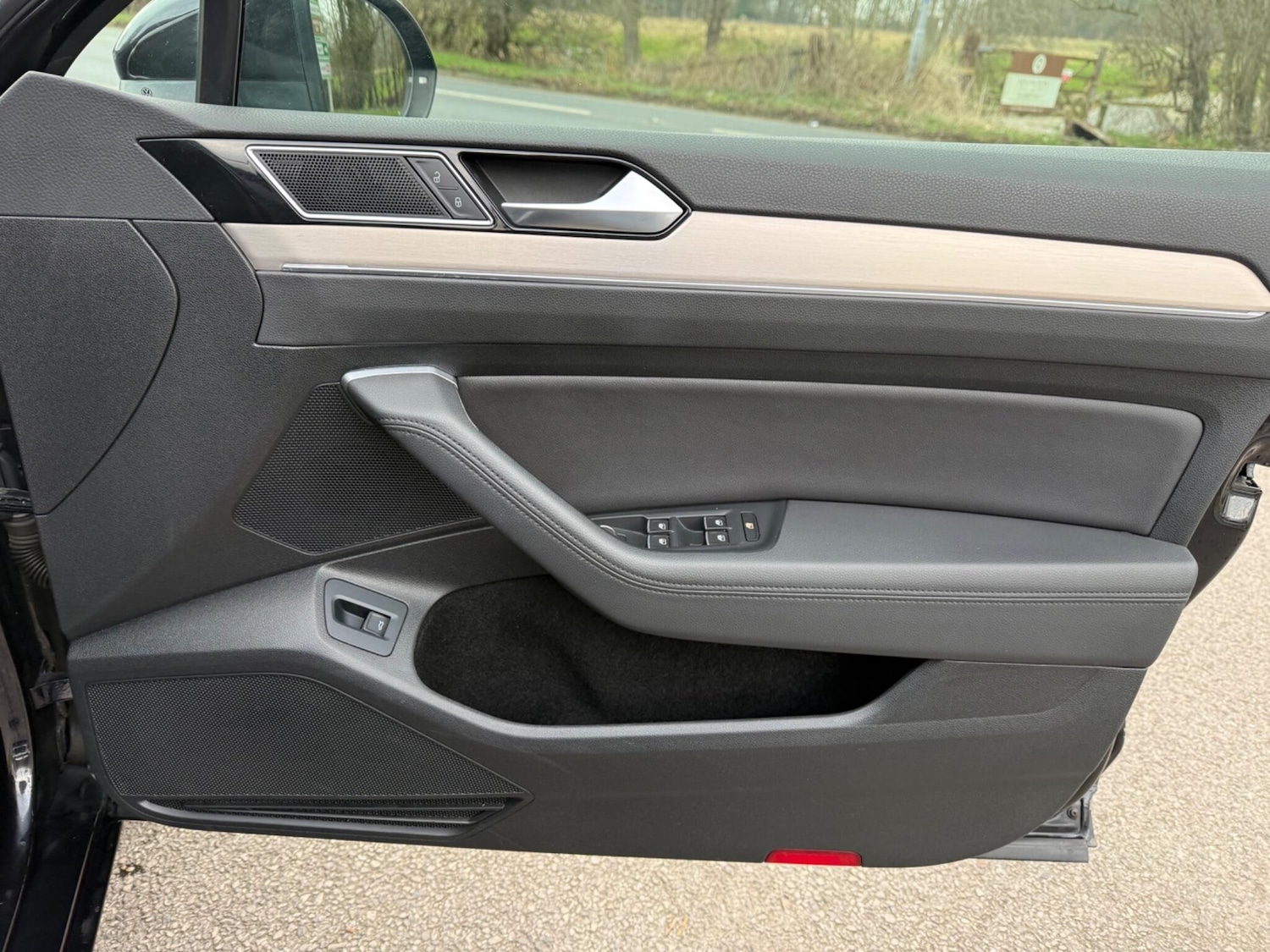 Used Volkswagen Passat 2015 for sale - 77824482: Photo 26