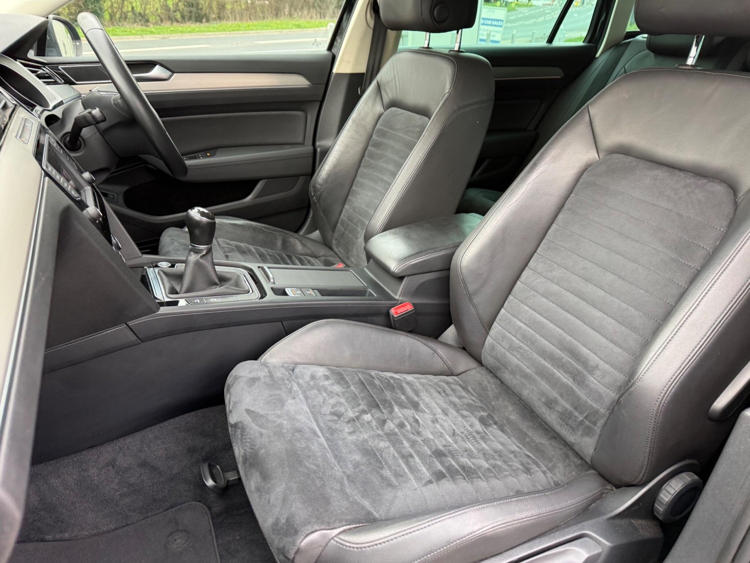 Used Volkswagen Passat 2015 for sale - 77824482: Photo 38