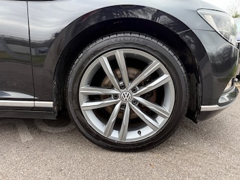 Used Volkswagen Passat 2015 for sale - 77824482: Photo