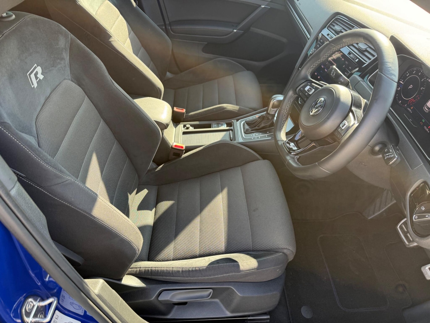 Used Volkswagen Golf 2020 for sale - 77768777: Photo 24