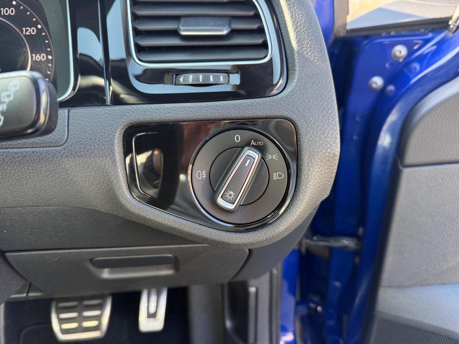 Used Volkswagen Golf 2020 for sale - 77768777: Photo 27