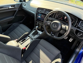 Used Volkswagen Golf 2020 for sale - 77768777: Photo