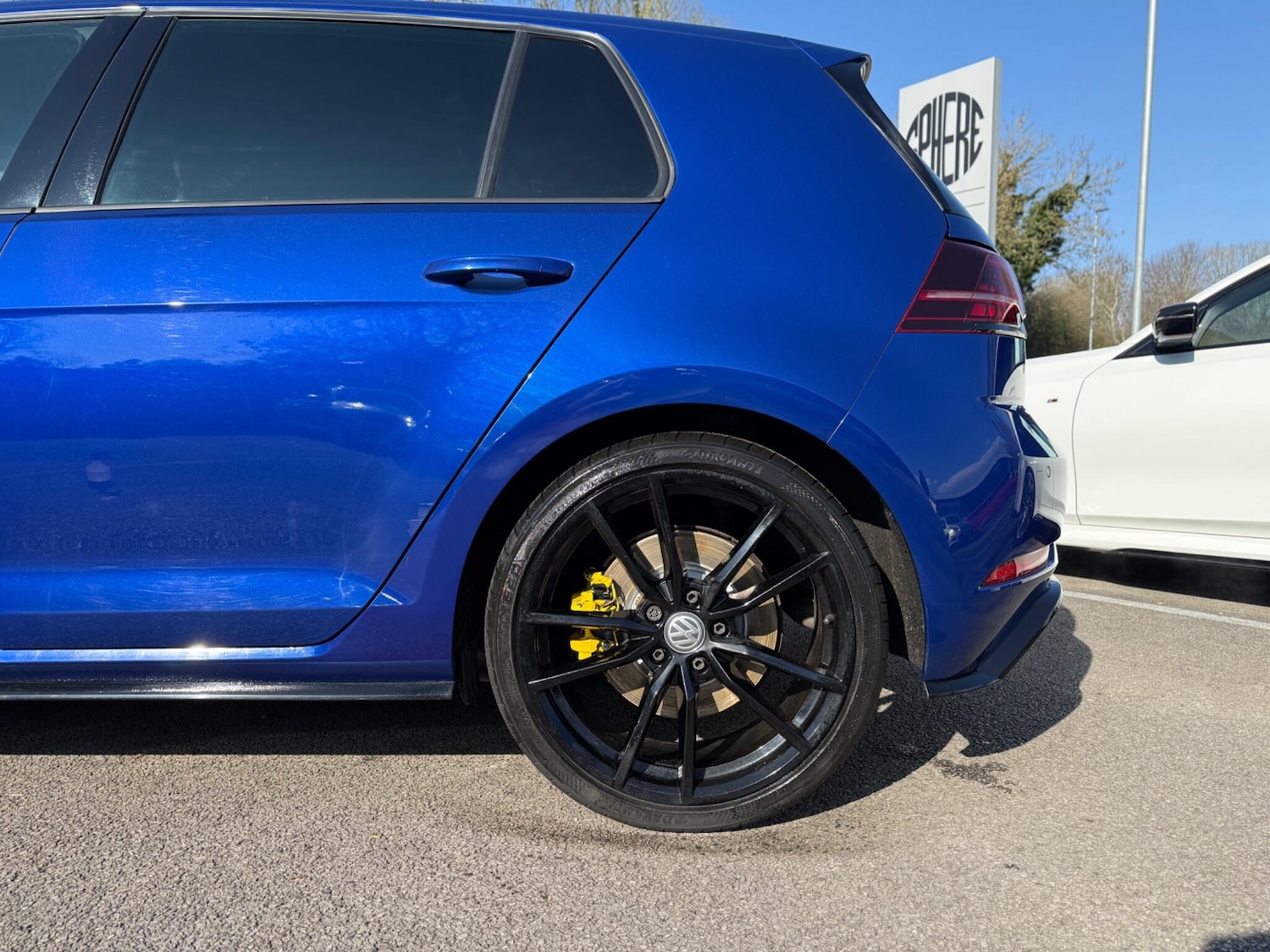 Used Volkswagen Golf 2020 for sale - 77768777: Photo 30