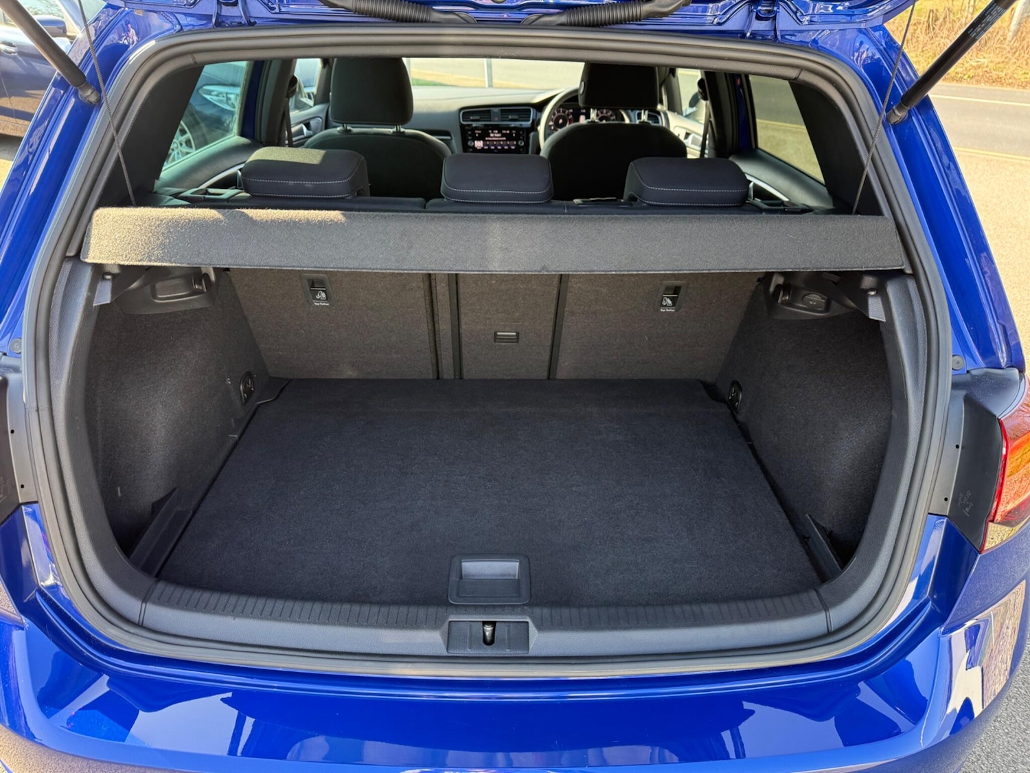 Used Volkswagen Golf 2020 for sale - 77768777: Photo 37