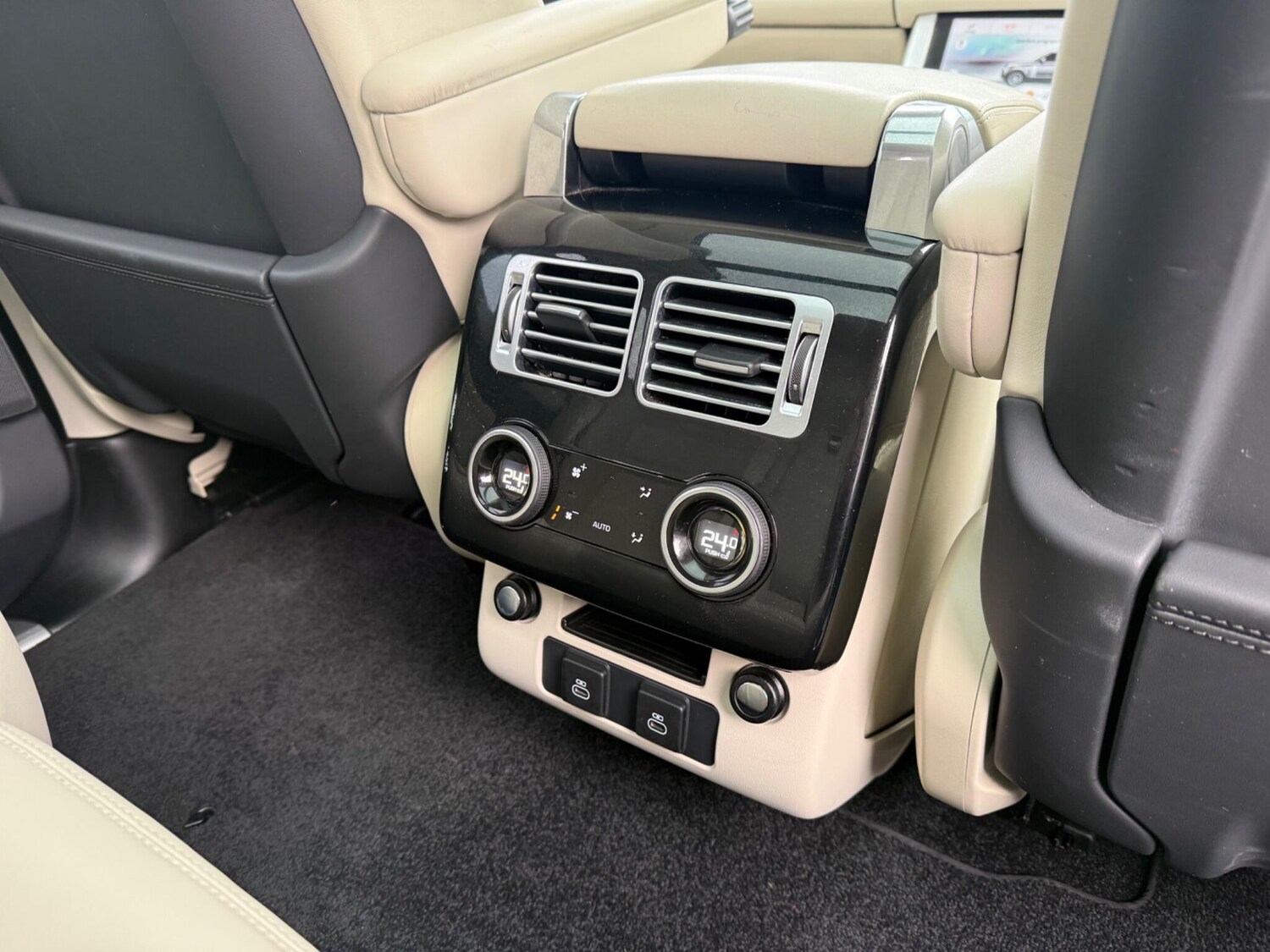 Used Land Rover Range Rover 2021 for sale - 77598131: Photo 40