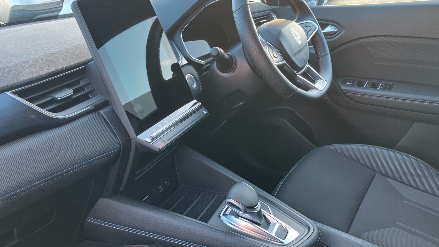 Used Renault Other 2024 for sale - 77003241: Photo 13