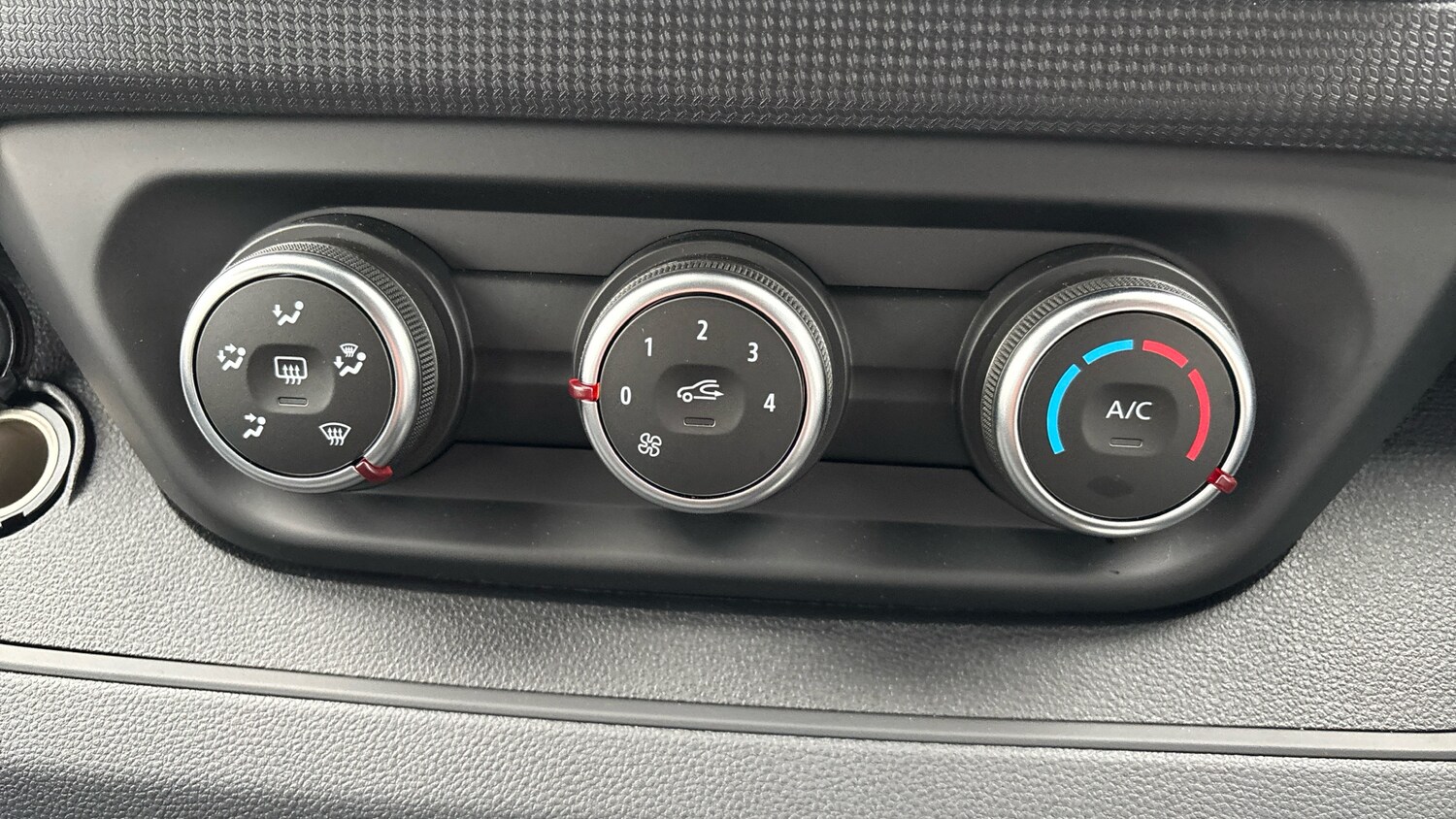 Used Renault Trafic 2025 for sale - 77502566: Photo 26