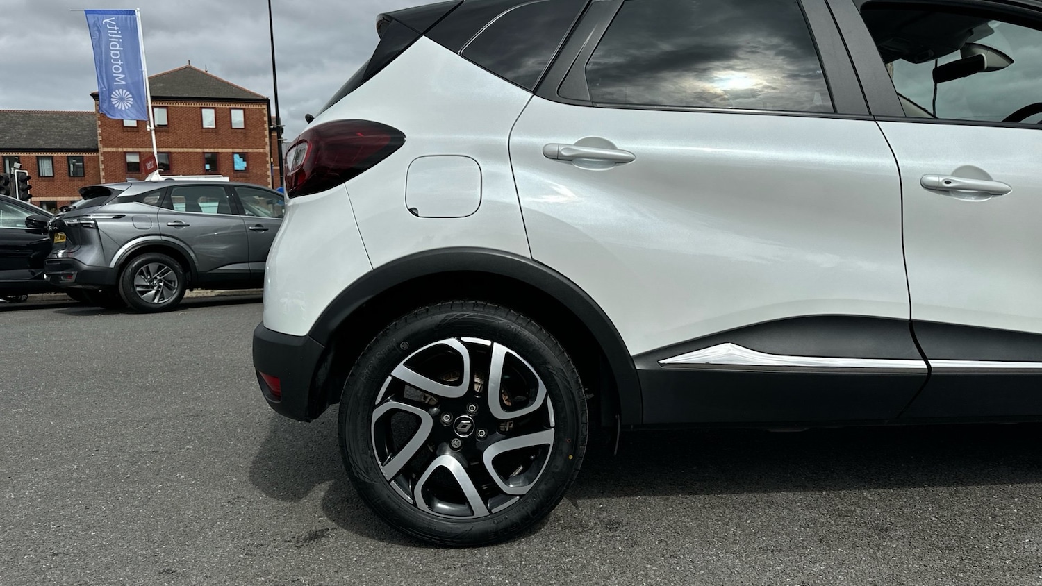 Vehicle 7