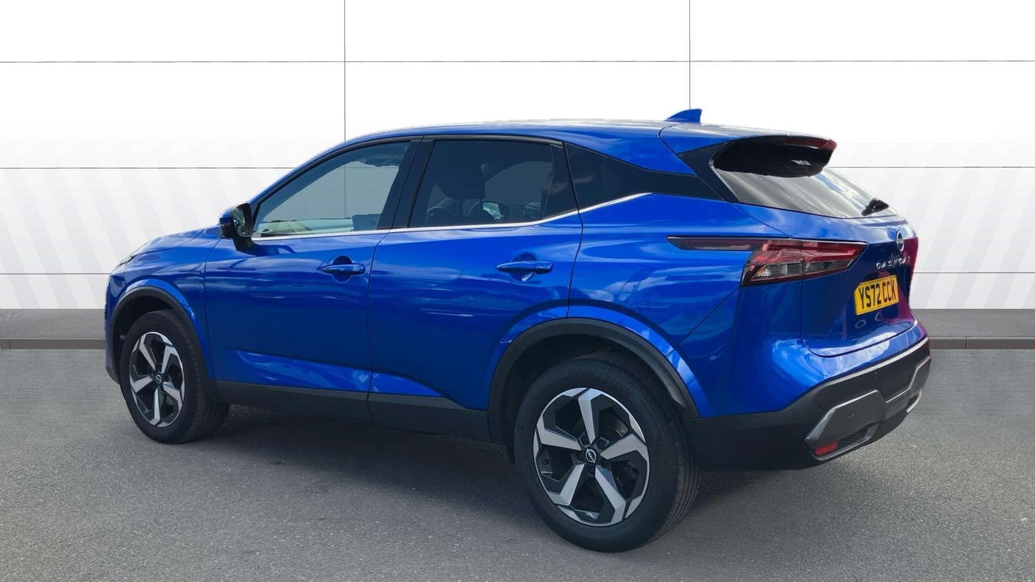 Used Nissan Qashqai 2022 for sale - 76131122: Photo 2