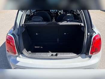 Used MINI Hatch 2021 for sale - 78389524: Photo