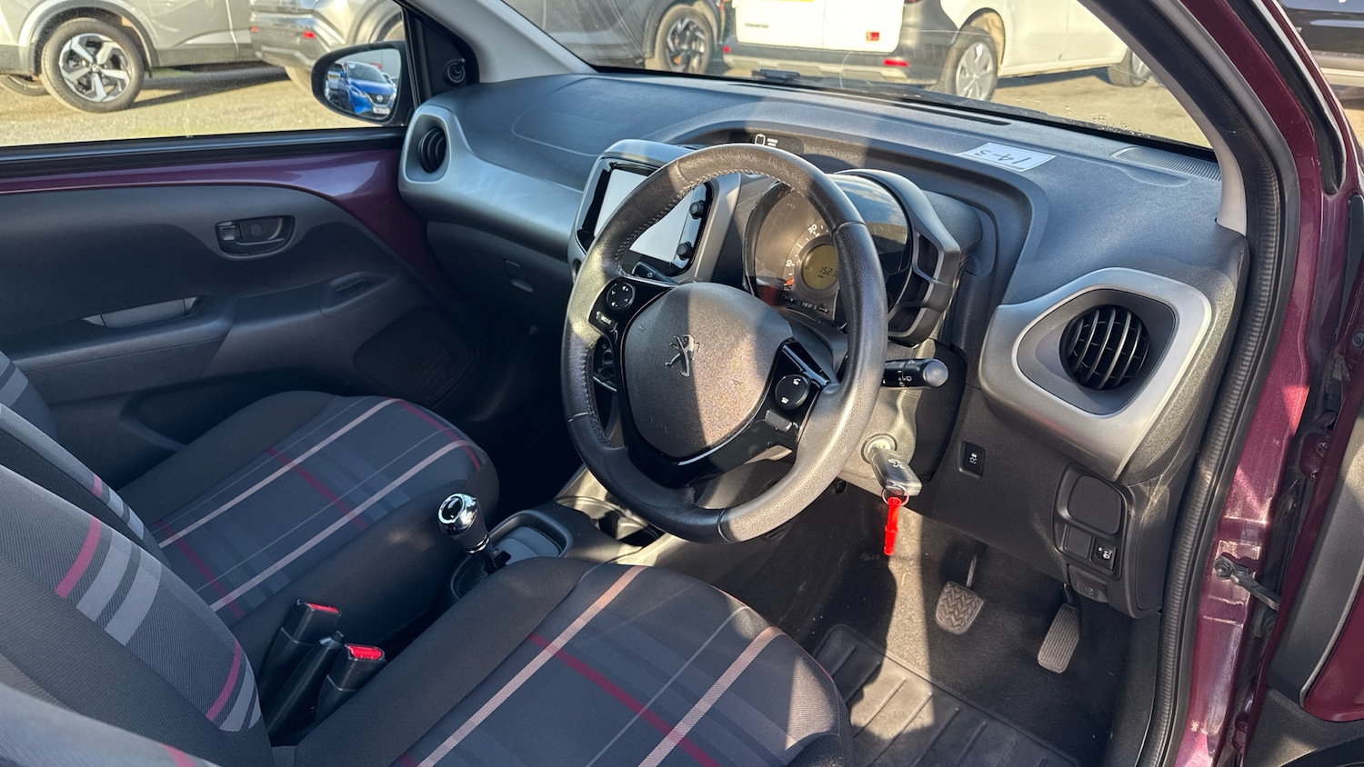 Used Peugeot 108 2016 for sale - 76904877: Photo 11