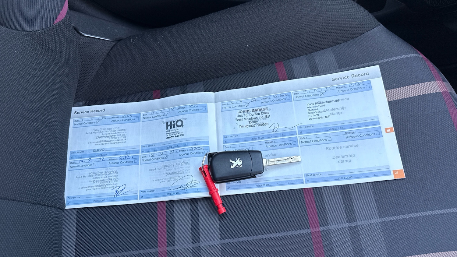 Used Peugeot 108 2016 for sale - 76904877: Photo 19