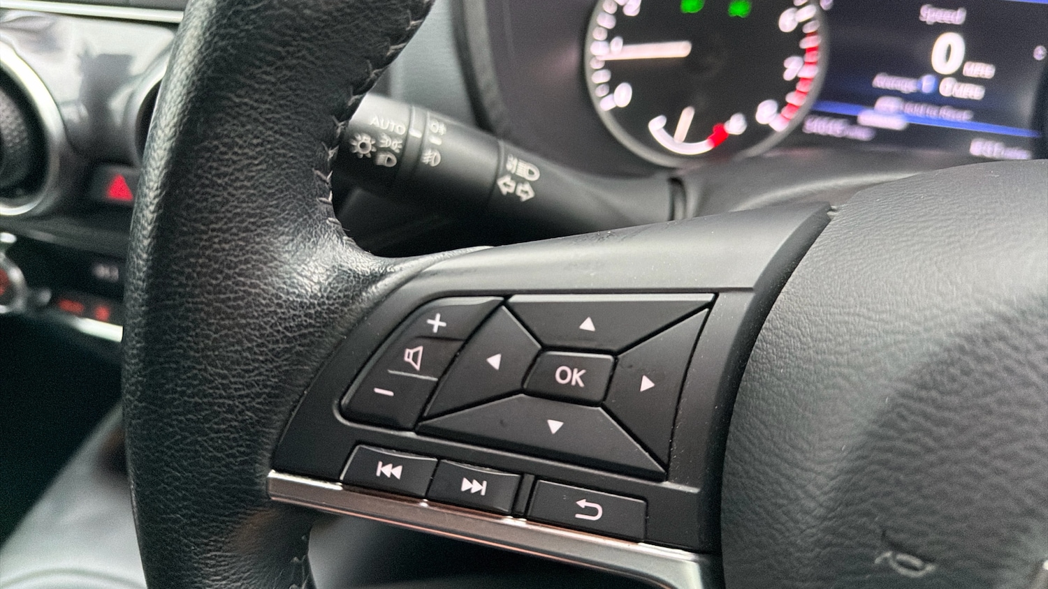 Used Nissan Juke 2020 for sale - 77085405: Photo 28