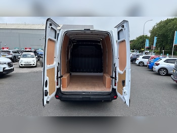 Used Nissan Interstar 2024 for sale - 78701425: Photo
