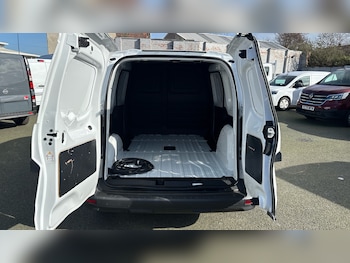 Used Renault Kangoo 2023 for sale - 77622310: Photo