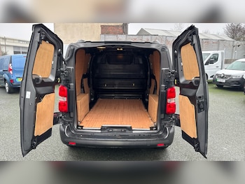 Used Vauxhall Vivaro 2021 for sale - 77541275: Photo