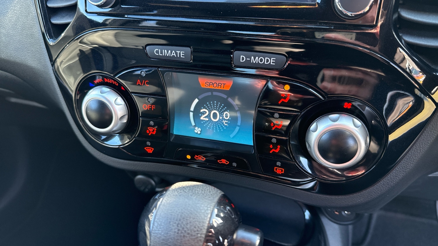 Used Nissan Juke 2017 for sale - 77900872: Photo 27