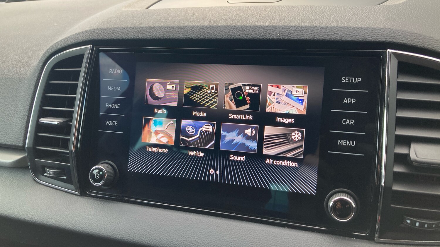 Used Skoda Karoq 2020 for sale - 76766818: Photo 12