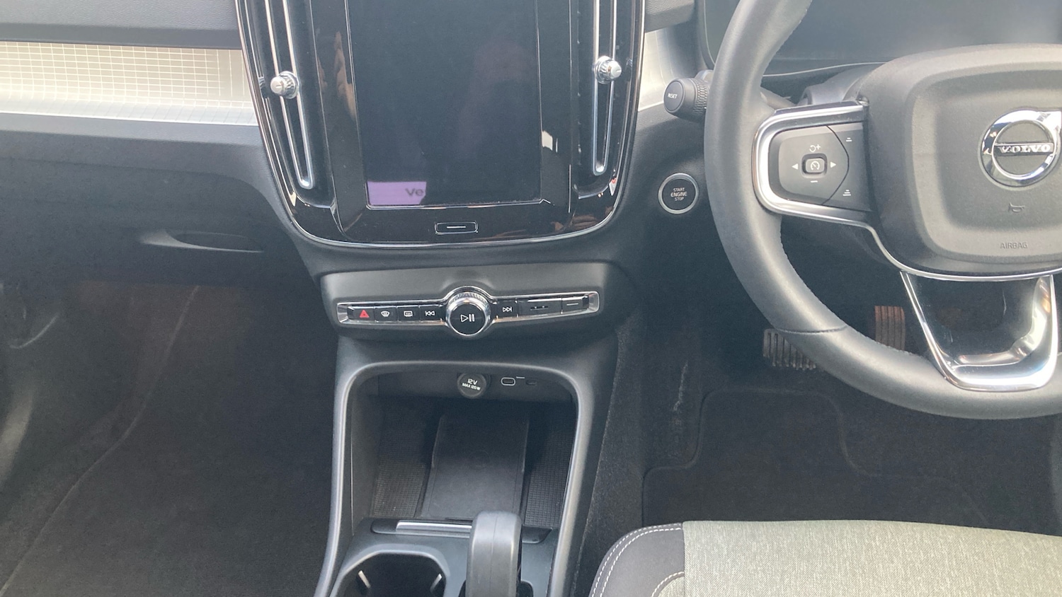 Used Volvo XC40 2023 for sale - 76983827: Photo 11